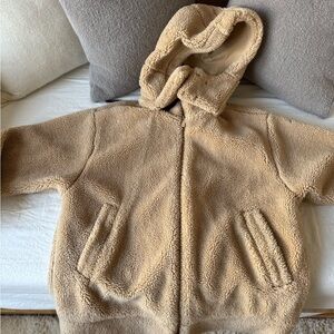 Cozy Alo Yoga Sherpa Hoodie